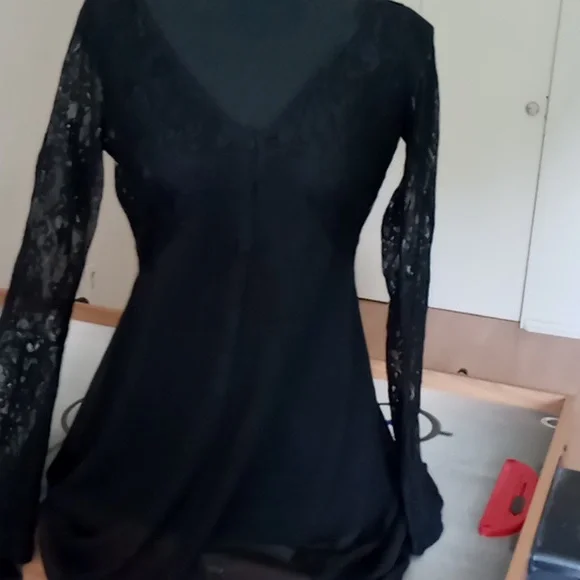 Hot Topic dress - Picture 2 of 5